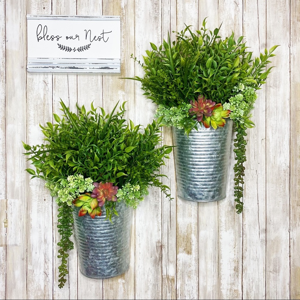 🎯SOLD🎯Set of 2 Farmhouse Wall Planter, Rustic Wall Decor